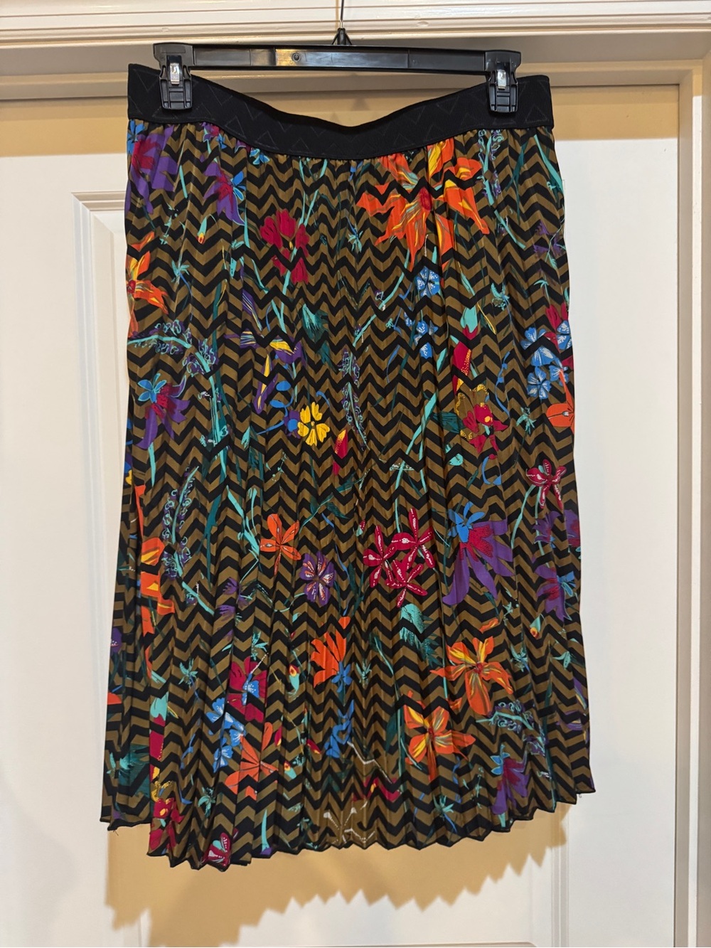LuLaRoe Black & Brown Midi Skirt with Bright Floral Chevron Print